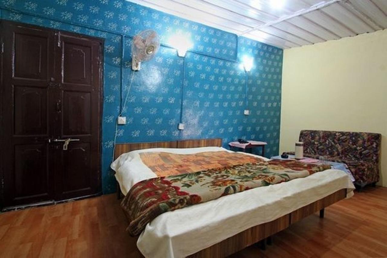 Hotel Walnut Grove Mussoorie Esterno foto